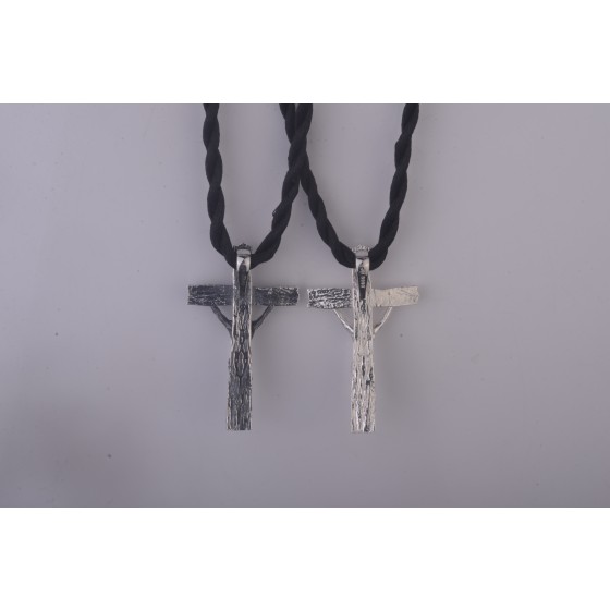 990 Pure Silver Classic Cross Pendant